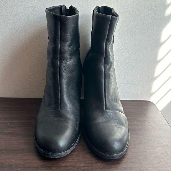 Rag & Bone Black Leather Heeled Ankle Booties Sz 40 - Picture 3 of 7